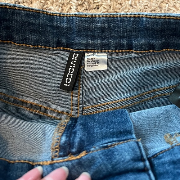 H&M Divided High-rise Blue Jean Shorts - Picture 5 of 8